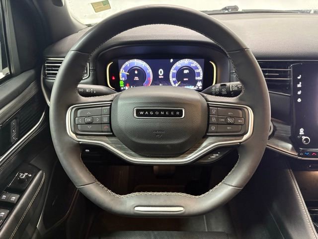 Certified 2024 Jeep Wagoneer L Series II w/ Flexible Seating Group image 16