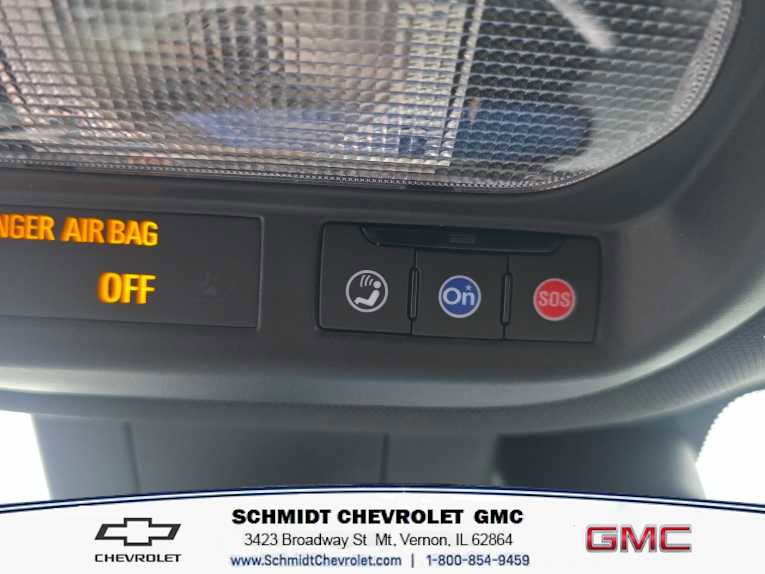 Used 2025 Chevrolet Trax RS w/ Driver Confidence Package image 17