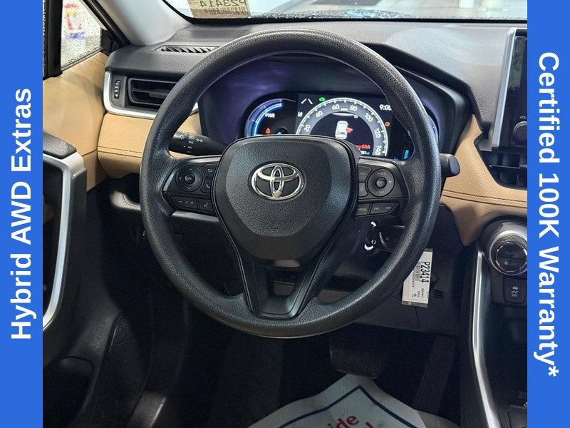 Used 2025 Toyota RAV4 LE AWD/4WD image 13