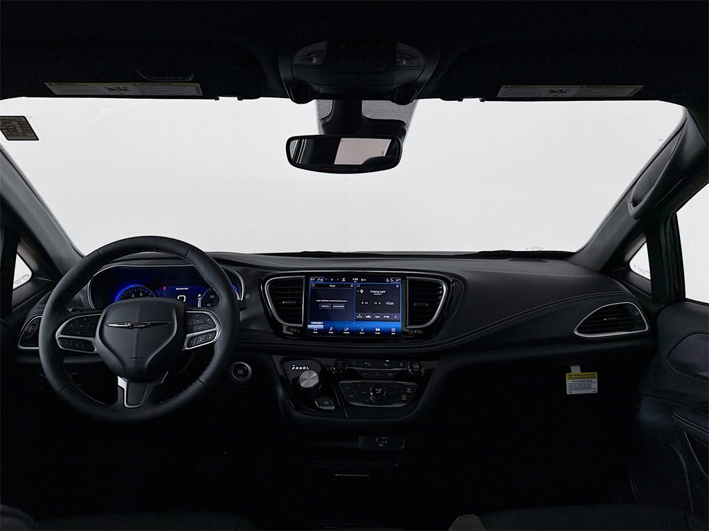 New 2026 Chrysler Pacifica Select image 24