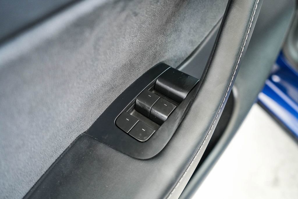 Used 2023 Tesla Model Y Long Range image 19