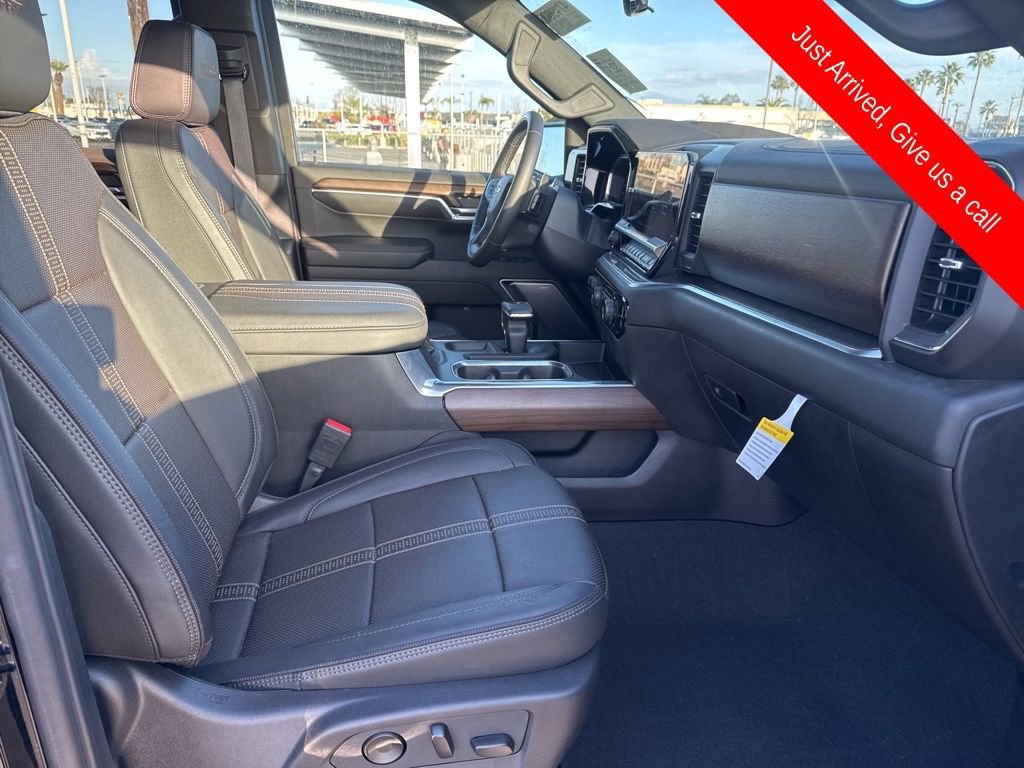 Certified 2024 Chevrolet Silverado 1500 High Country image 13