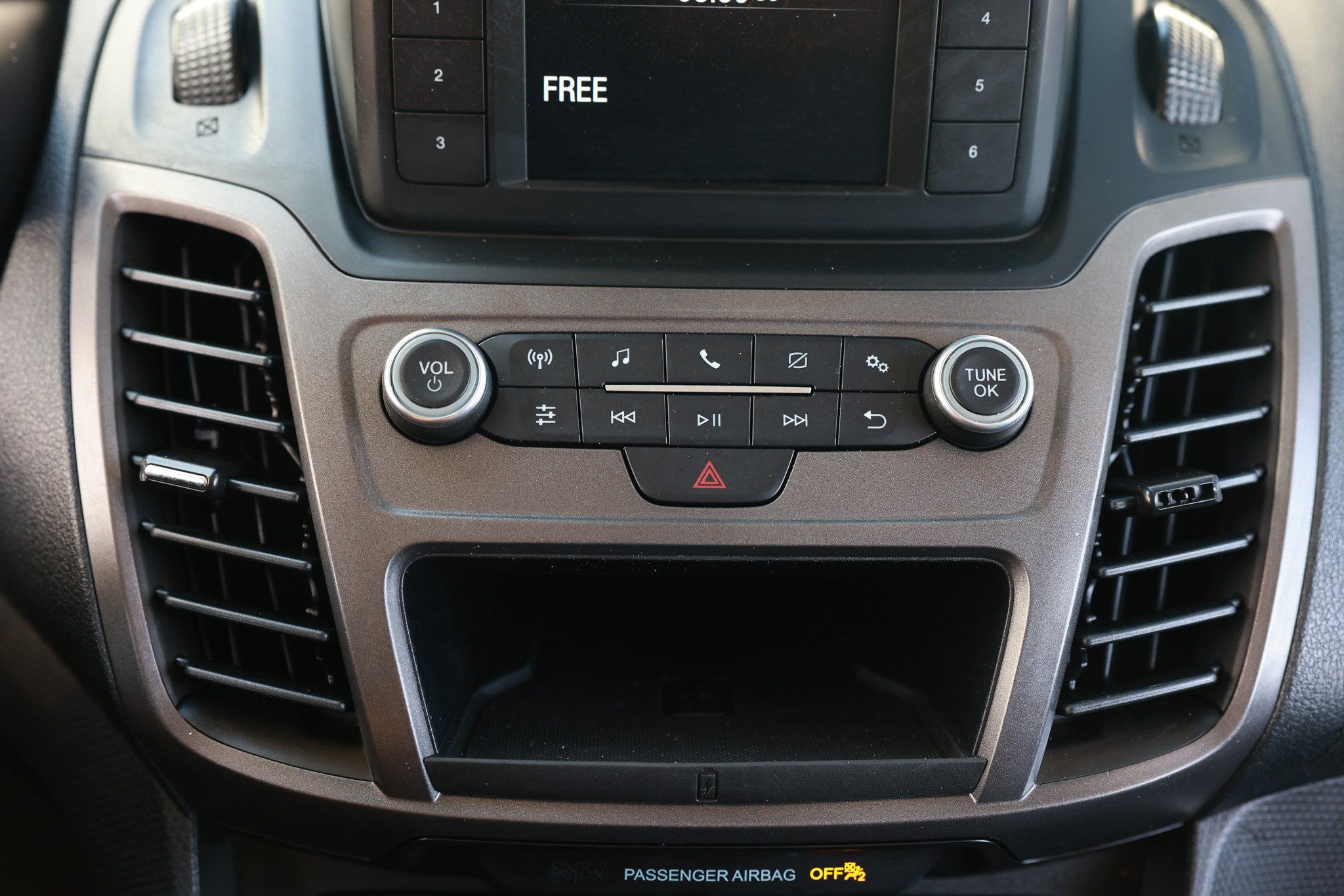 Used 2020 Ford Transit Connect XL FWD image 37