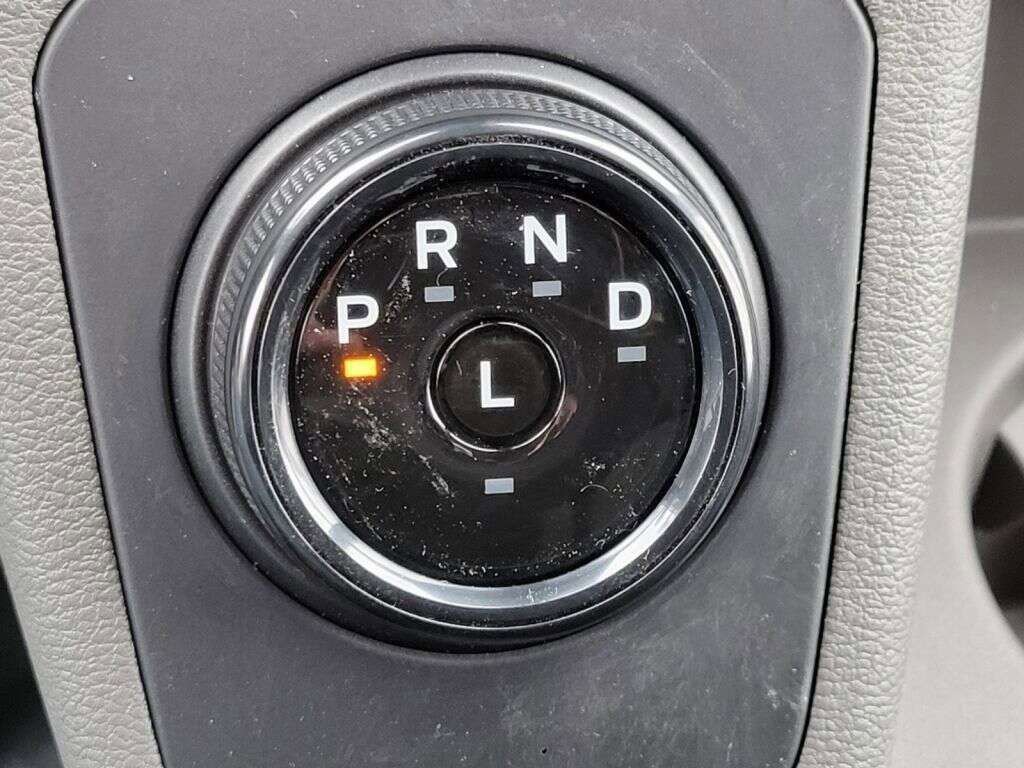 Used 2023 Ford E-Transit Medium Roof w/ Interior Upgrade Package image 27