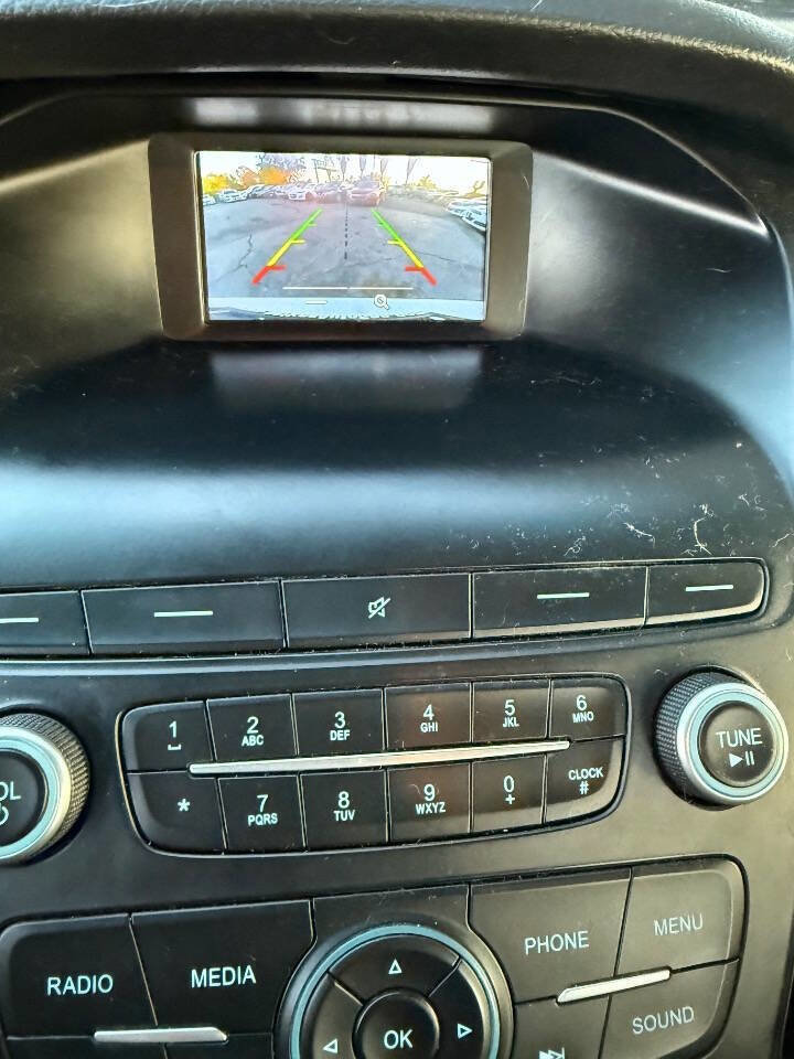 Used 2018 Ford Focus SE image 23