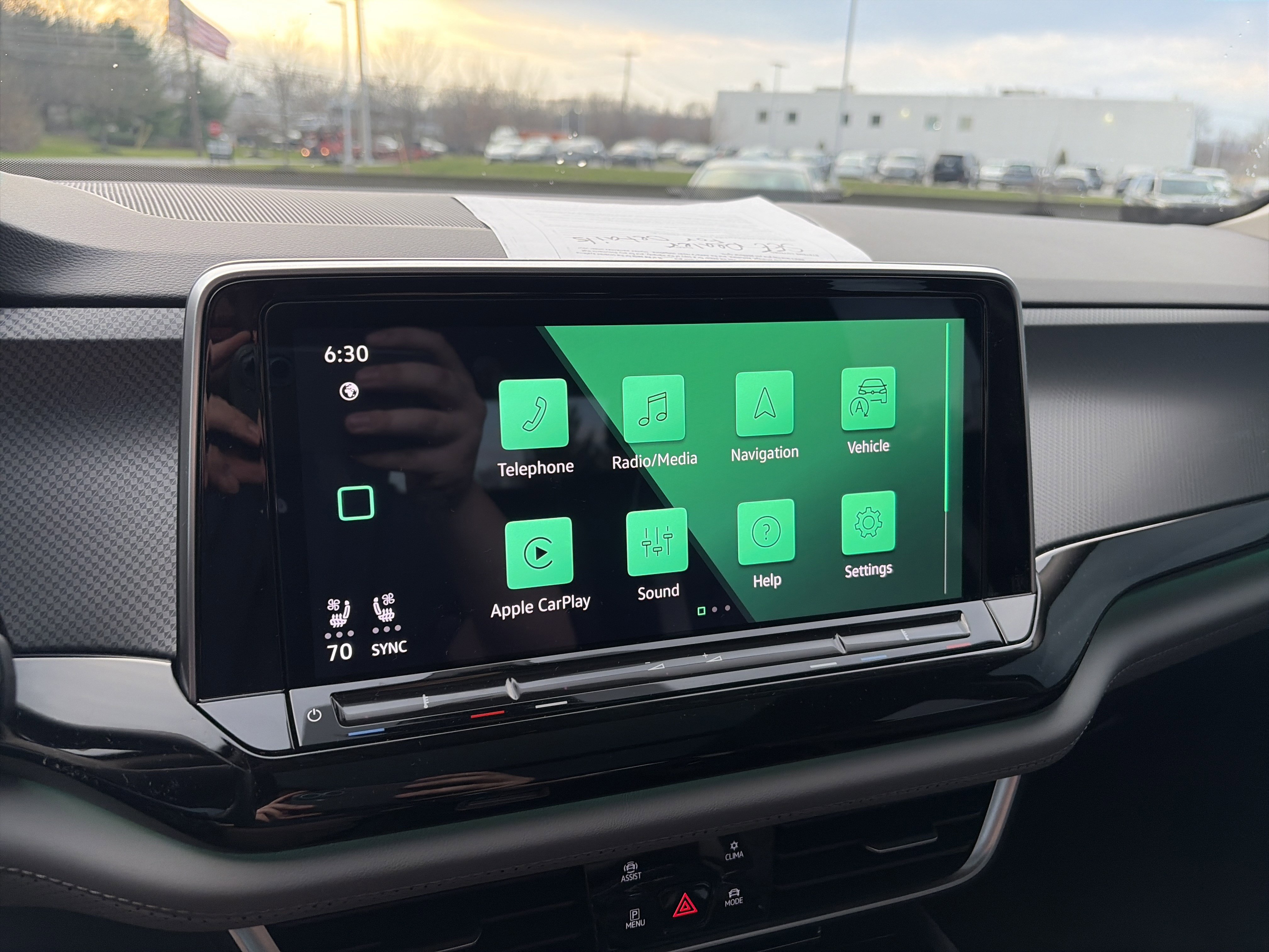 Used 2024 Volkswagen Atlas Peak Edition SE image 41