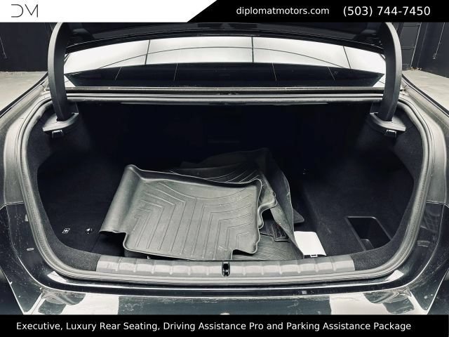 Used 2023 BMW 760i xDrive w/ Executive Package AWD/4WD image 56