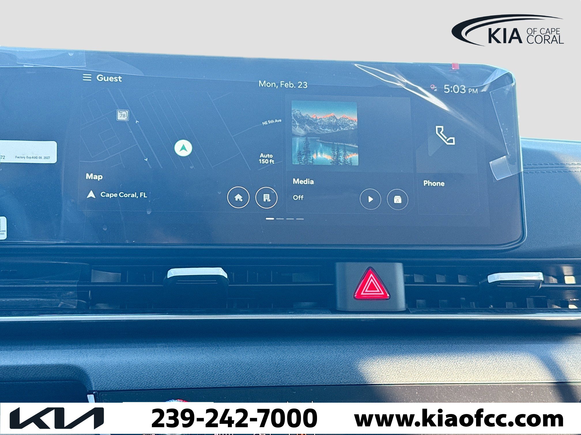 New 2026 Kia Carnival EX image 32