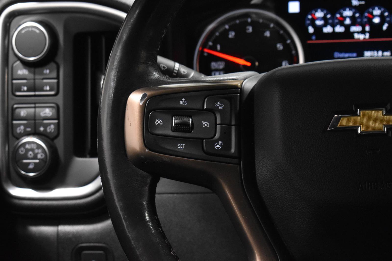 Used 2019 Chevrolet Silverado 1500 High Country w/ High Country Premium Package AWD/4WD image 10