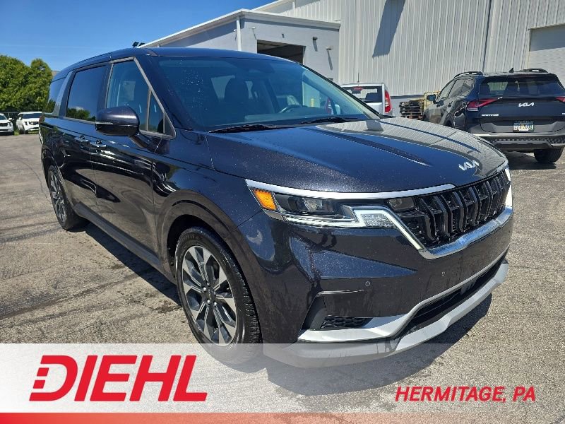 Used 2023 Kia Carnival EX FWD image 1