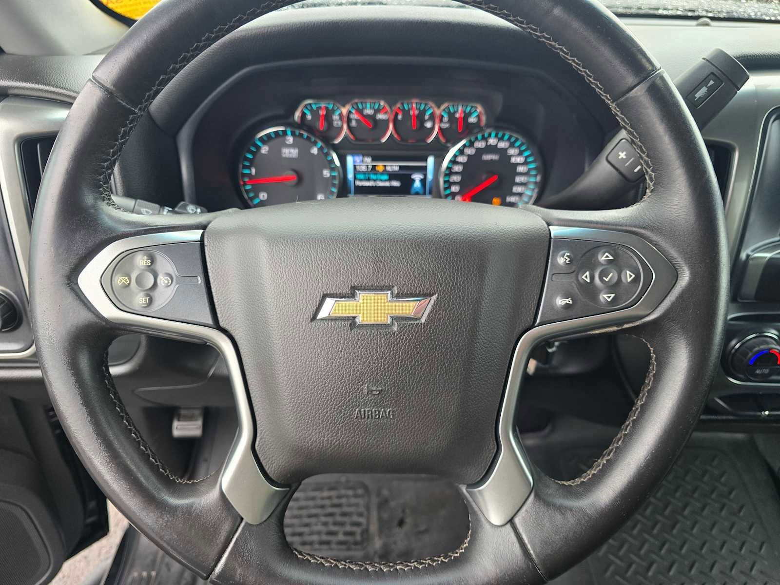 Used 2017 Chevrolet Silverado 1500 LT w/ All Star Edition image 27