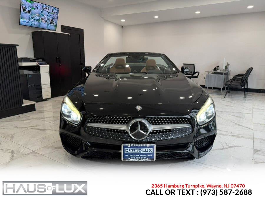 Used 2017 Mercedes-Benz SL 450 w/ Premium I Package image 9