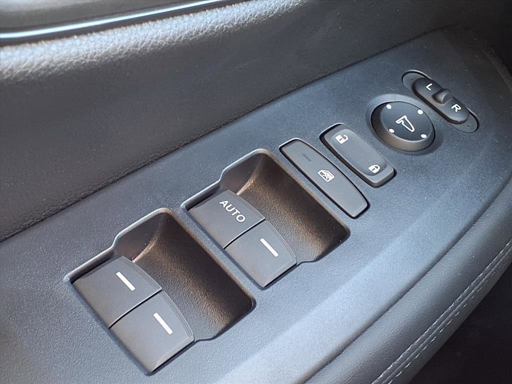 New 2026 Honda HR-V LX image 26