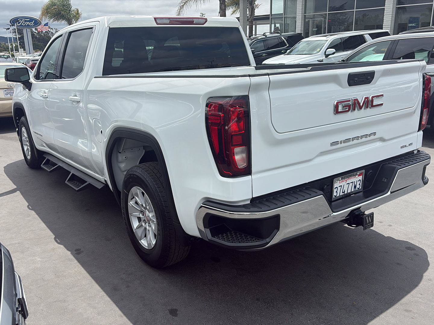 Used 2023 GMC Sierra 1500 SLE RWD image 5