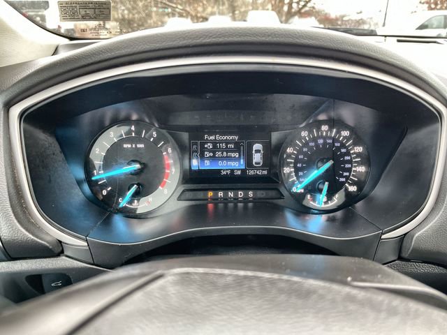 Used 2016 Ford Fusion SE w/ Equipment Group 201A FWD image 11