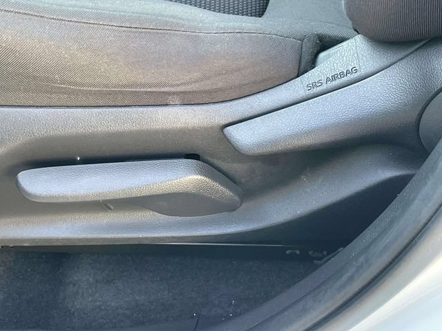 Used 2021 Toyota RAV4 LE FWD image 22