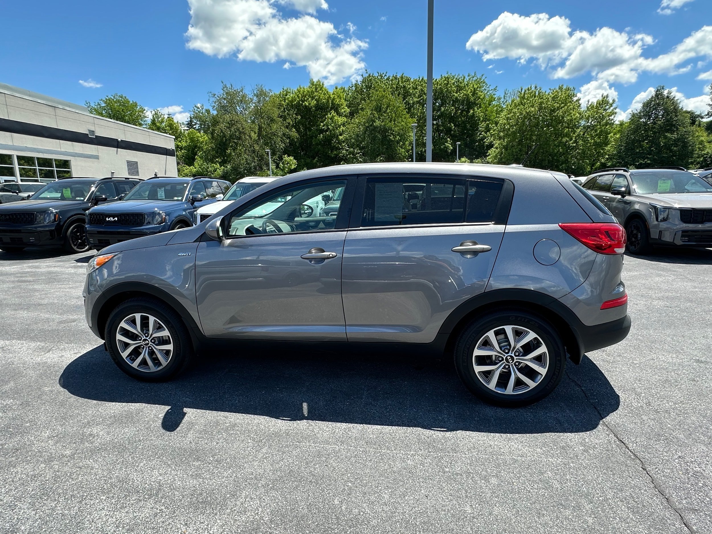 Used 2015 Kia Sportage LX AWD/4WD image 8