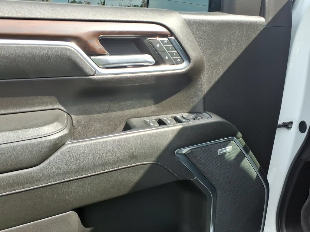 Used 2024 GMC Sierra 1500 SLT w/ SLT Premium Plus Package AWD/4WD image 22