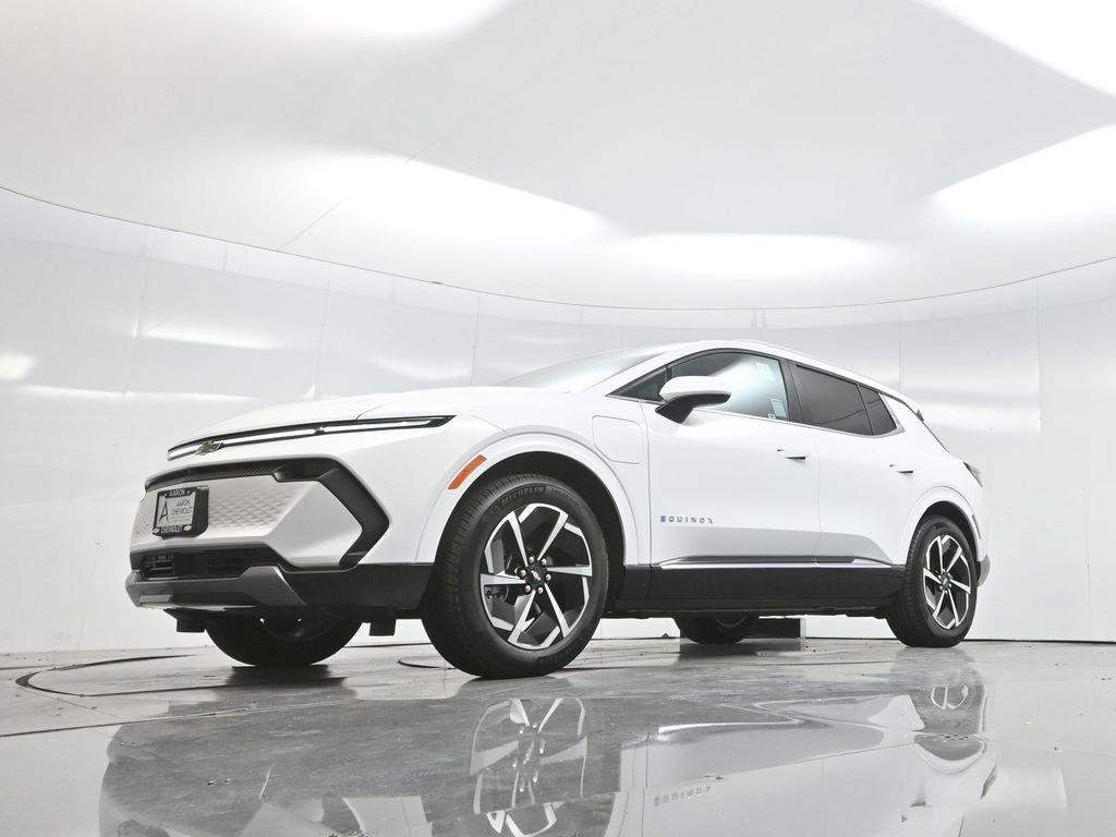 Used 2025 Chevrolet Equinox EV LT w/ Convenience Package image 55