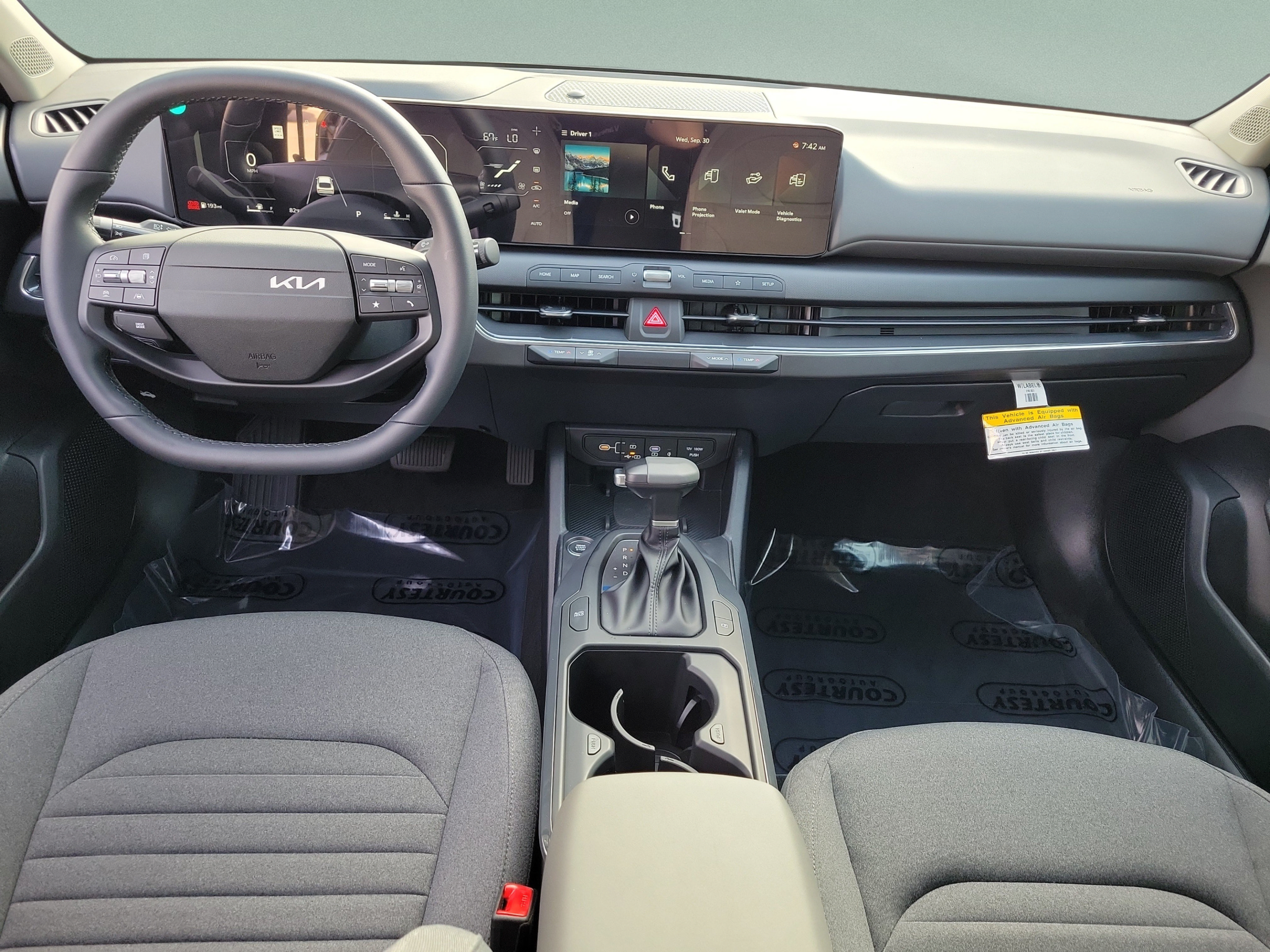 Certified 2025 Kia K4 EX FWD image 11