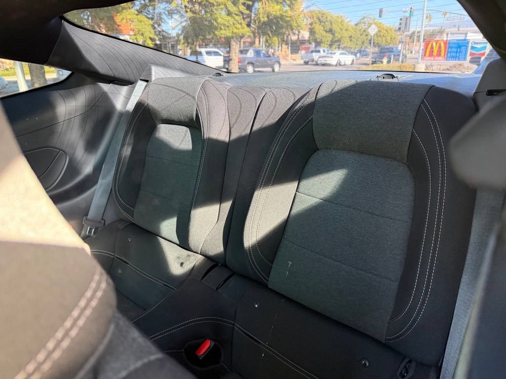 Used 2024 Ford Mustang GT RWD image 5