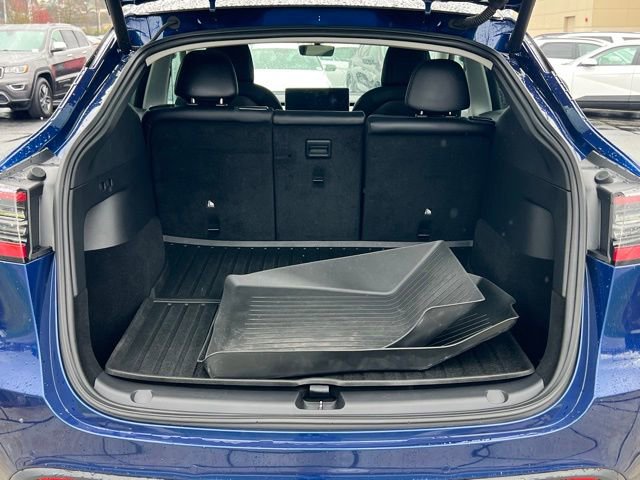 Used 2021 Tesla Model Y Long Range image 10