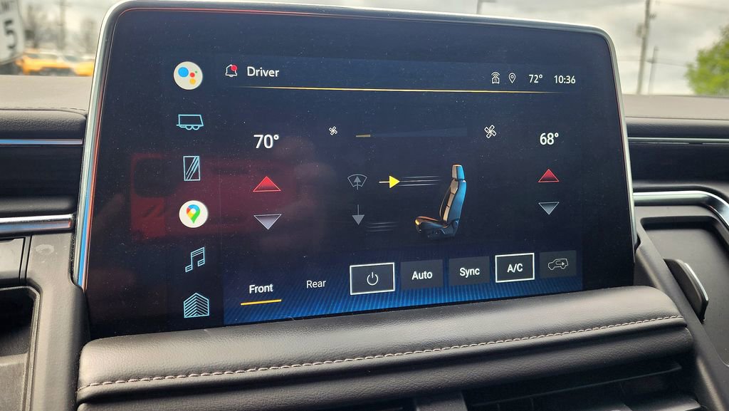 Used 2022 Chevrolet Suburban LT AWD/4WD image 38