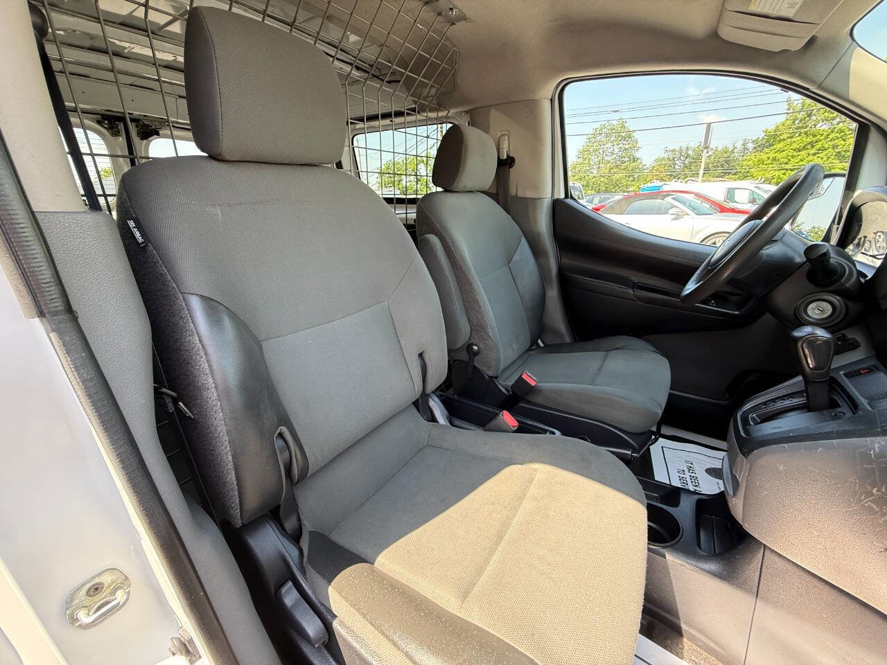Used 2016 Chevrolet City Express LT image 8