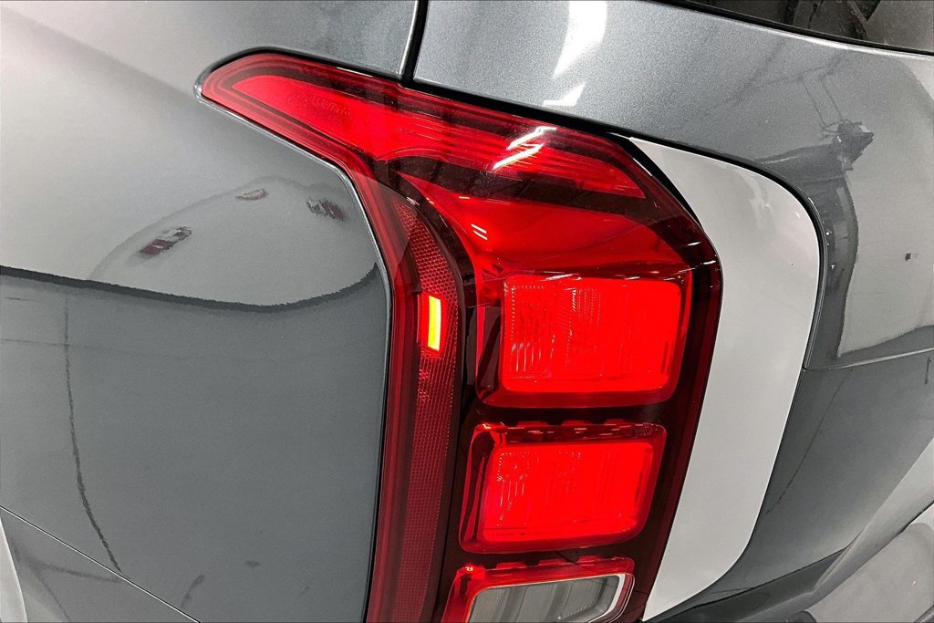 Used 2024 Hyundai Palisade SE AWD/4WD image 35