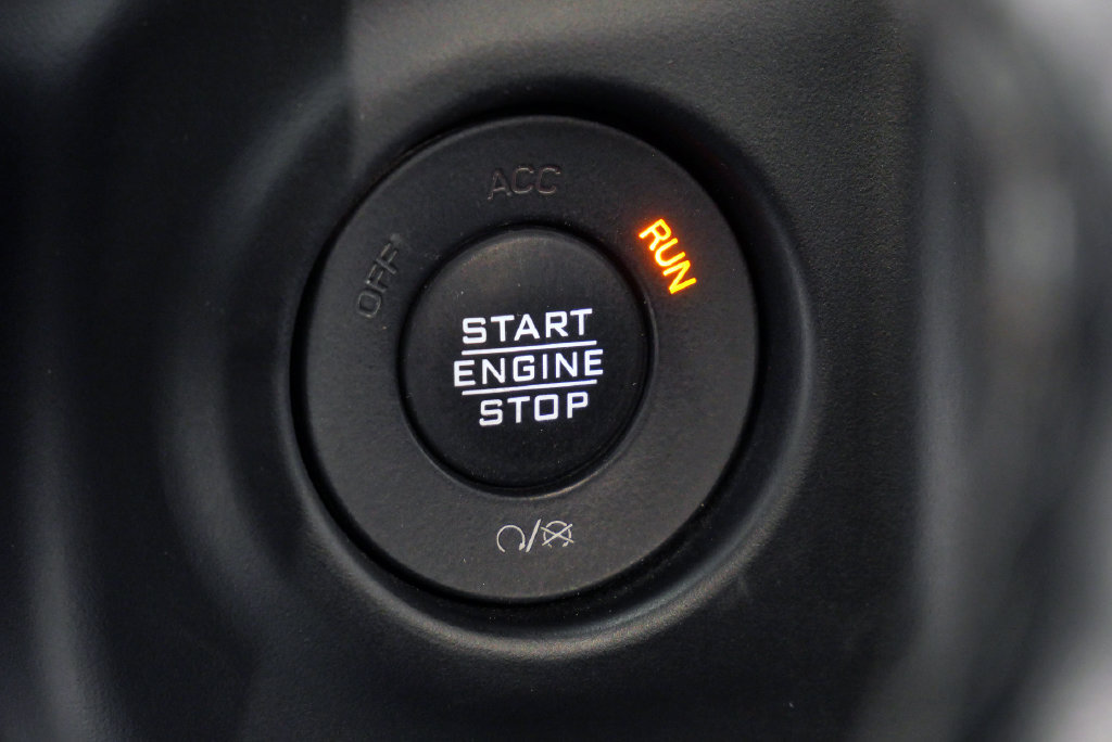 Used 2020 Jeep Wrangler Unlimited Sport w/ Technology Group AWD/4WD image 26