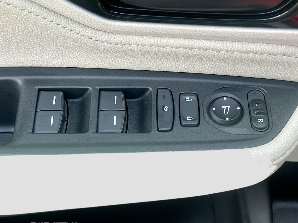 Used 2026 Honda Odyssey Touring image 18