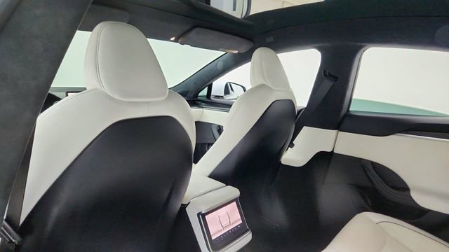 Used 2022 Tesla Model S Plaid AWD/4WD image 30