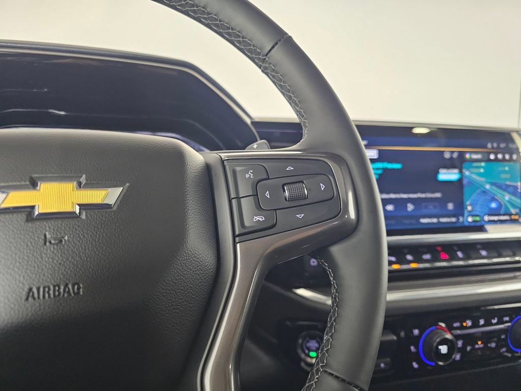 Used 2025 Chevrolet Silverado 1500 High Country w/ Technology Package image 36