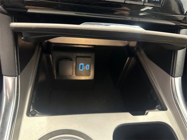 Used 2023 Ford Explorer Limited image 31