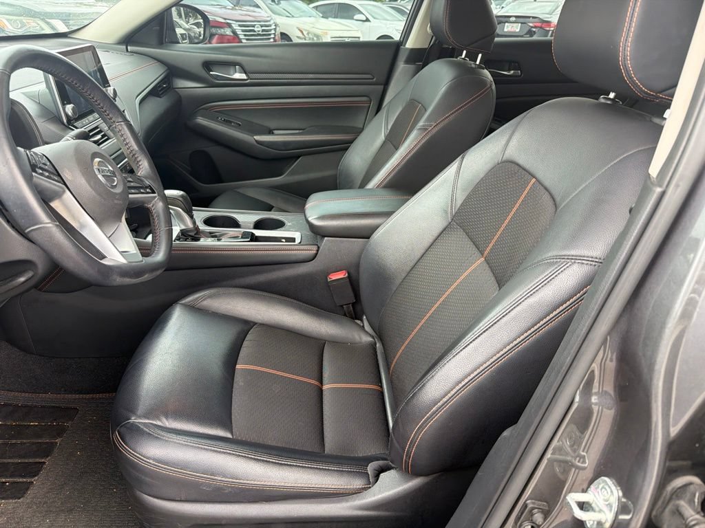 Used 2021 Nissan Altima 2.5 SR FWD image 8