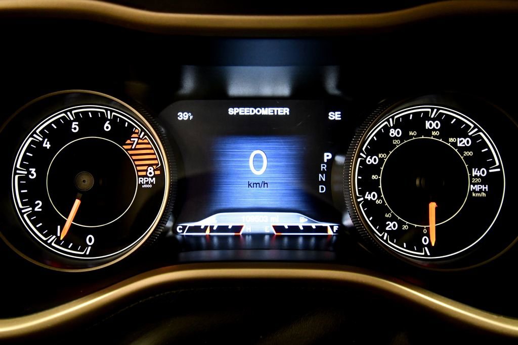 Used 2017 Jeep Cherokee Limited image 22