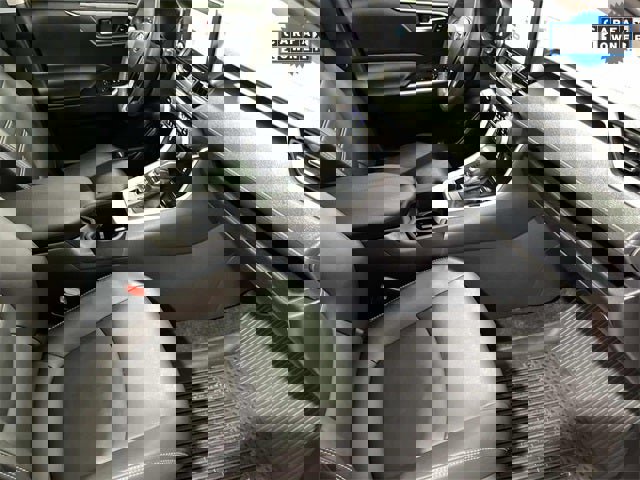 Used 2023 Toyota RAV4 XLE Premium image 23