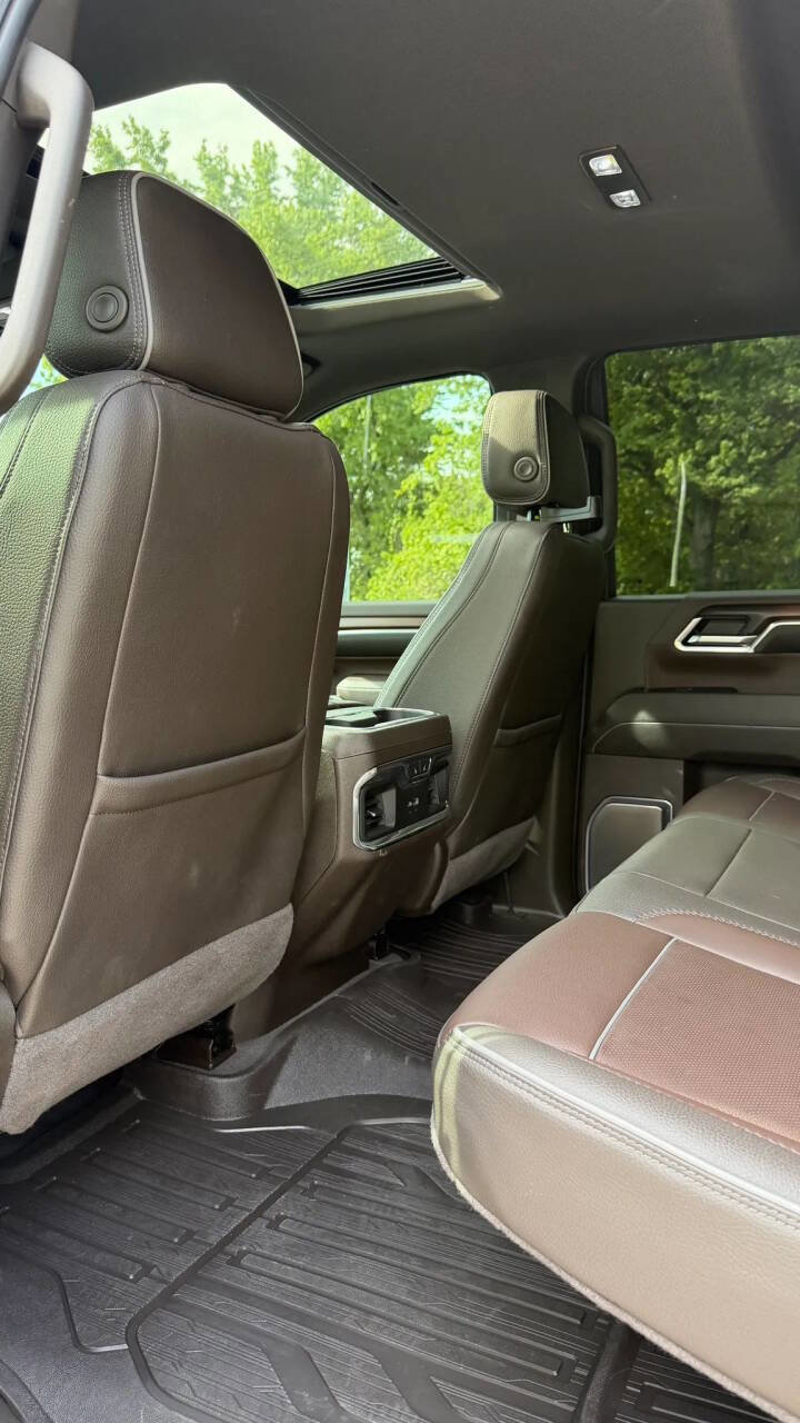 Used 2025 GMC Sierra 3500 Denali w/ Denali Reserve Package AWD/4WD image 20