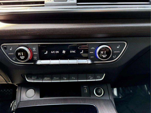 Certified 2023 Audi Q5 2.0T Prestige w/ Prestige Package AWD/4WD image 14