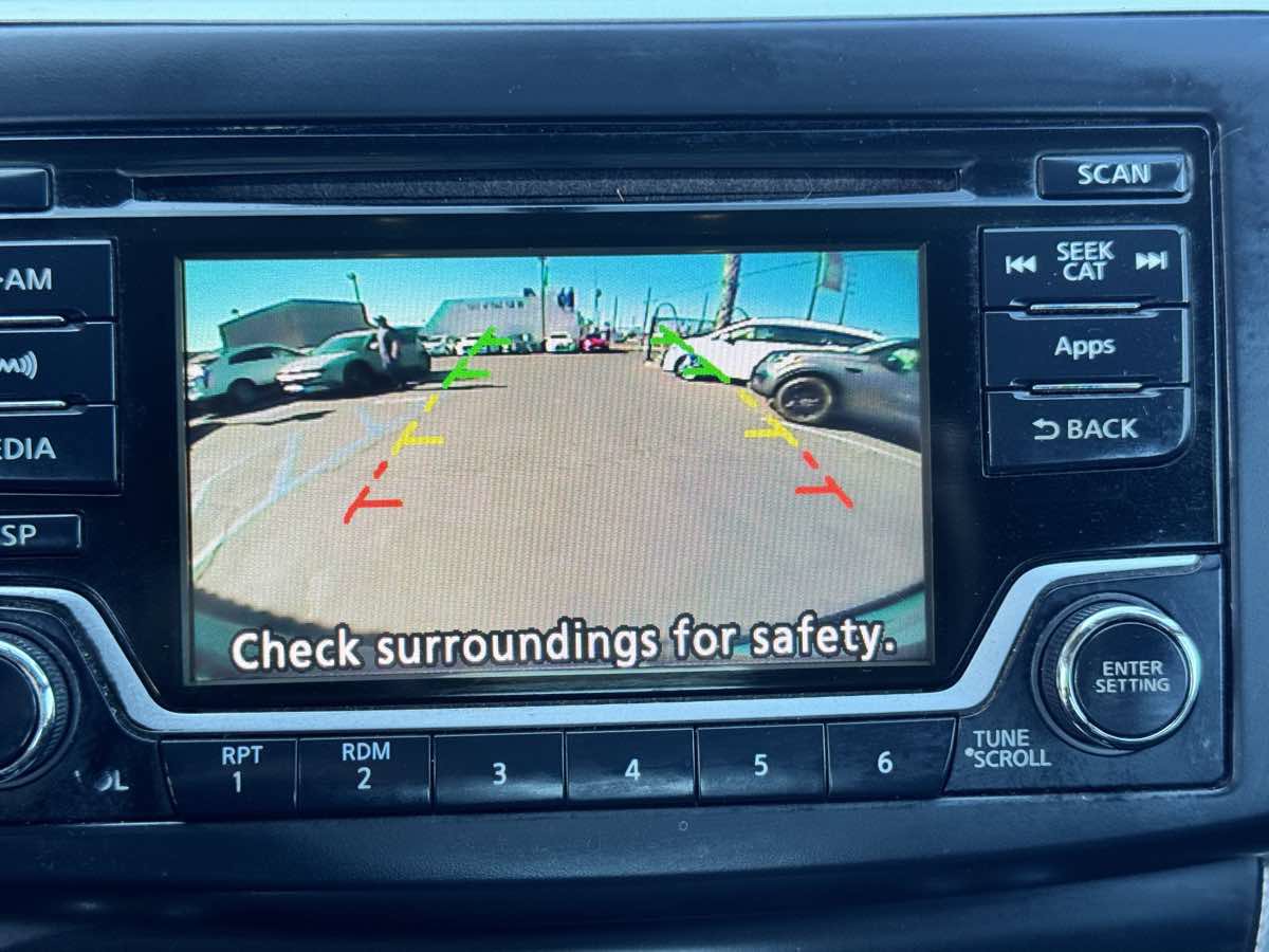 Used 2015 Nissan Sentra SR FWD image 43