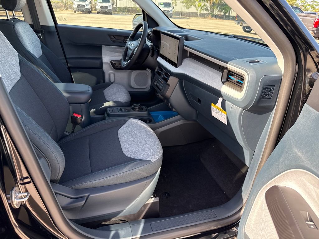 New 2025 Ford Maverick XLT image 18