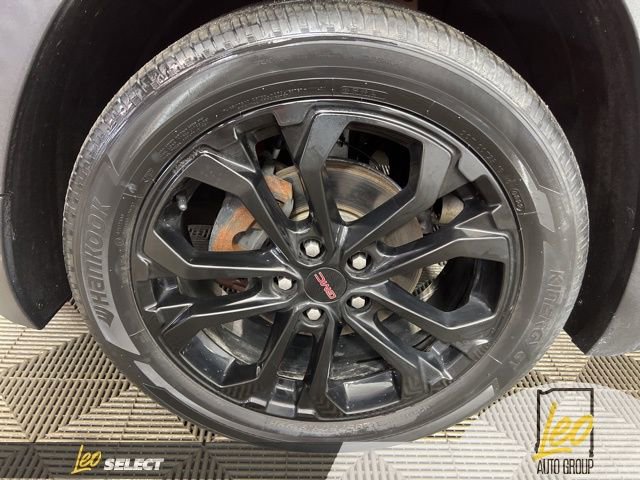 Used 2022 GMC Terrain SLE w/ Driver Convenience Package FWD image 10