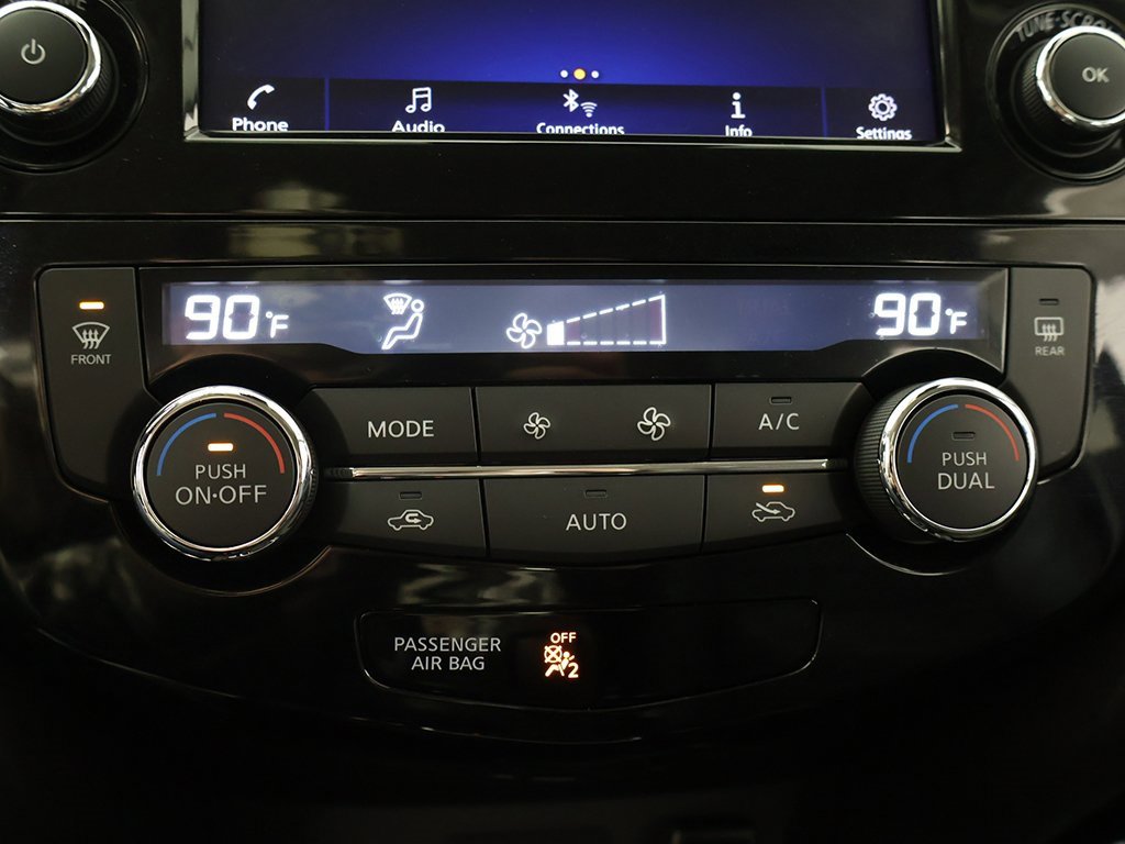 Used 2022 Nissan Rogue Sport SV w/ Technology Package image 46