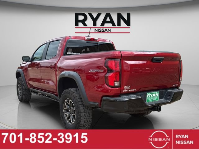 Used 2024 Chevrolet Colorado ZR2 w/ Technology Package AWD/4WD image 6