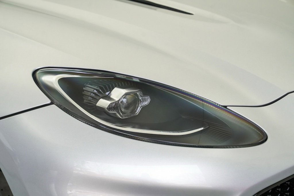 New 2026 Aston Martin DBX S image 60