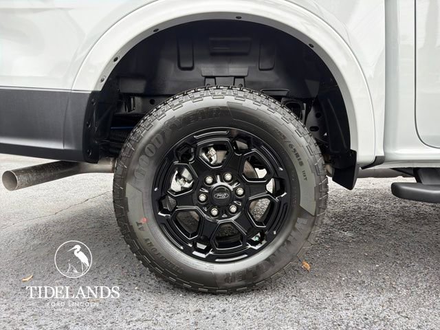 New 2026 Ford Ranger Lariat w/ Black Appearance Package image 32