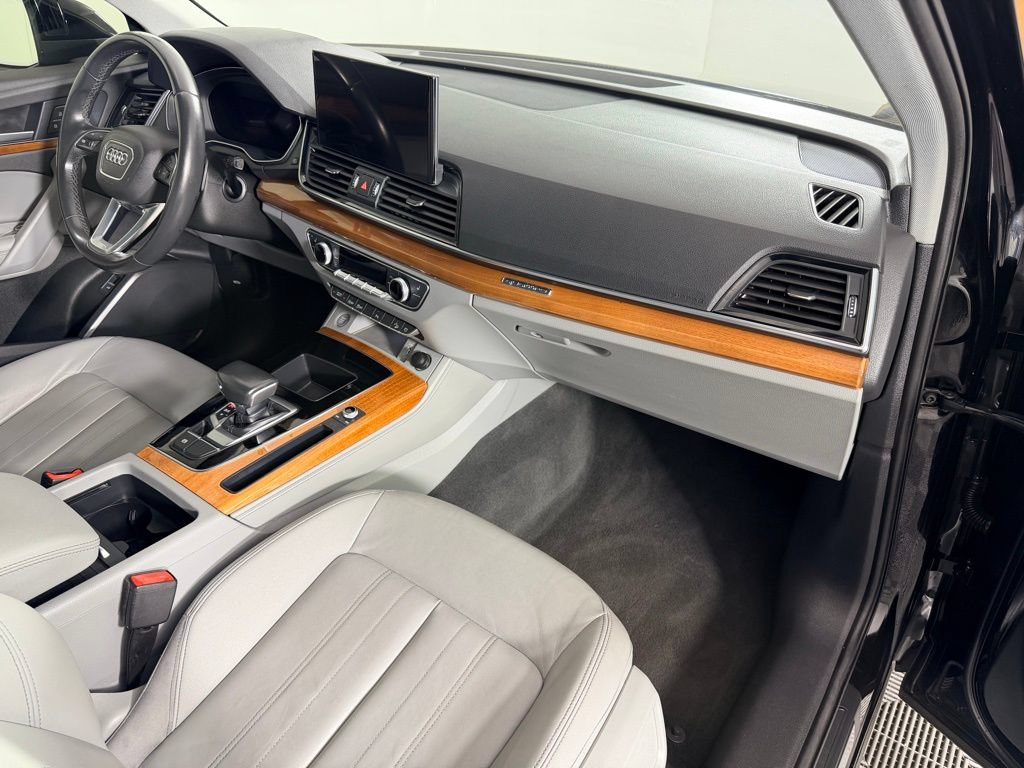 Used 2021 Audi Q5 2.0T Premium Plus AWD/4WD image 36