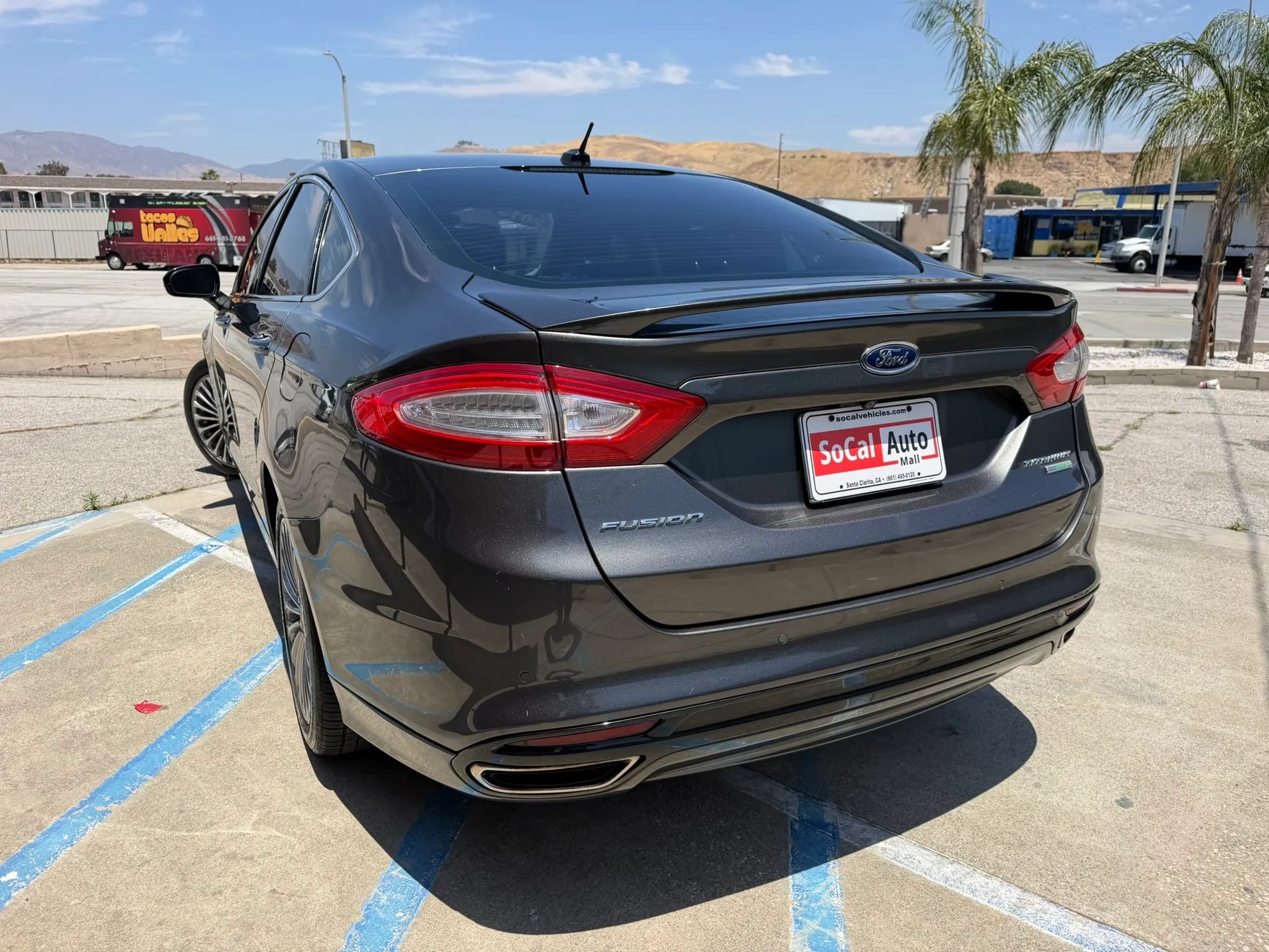 Used 2015 Ford Fusion Titanium FWD image 5