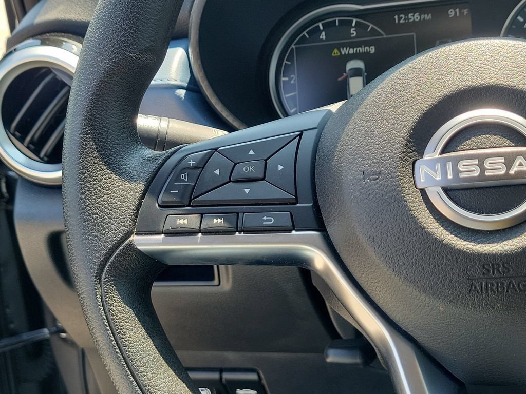Used 2025 Nissan Versa SV FWD image 21