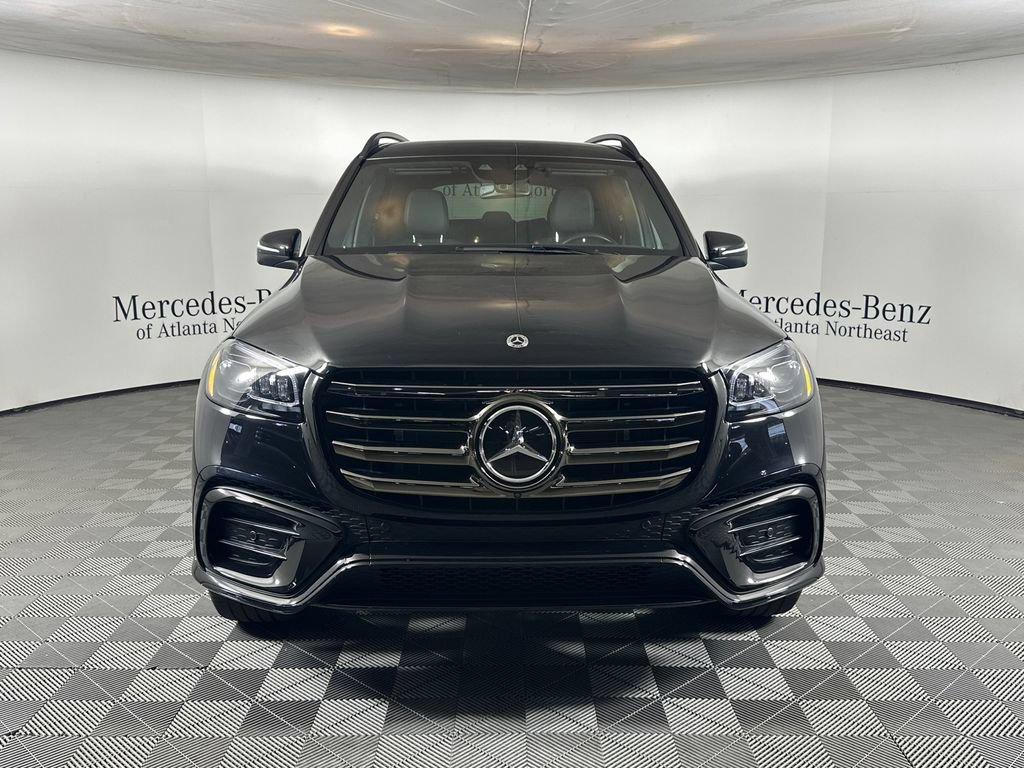 Used 2025 Mercedes-Benz GLS 450 4MATIC image 2